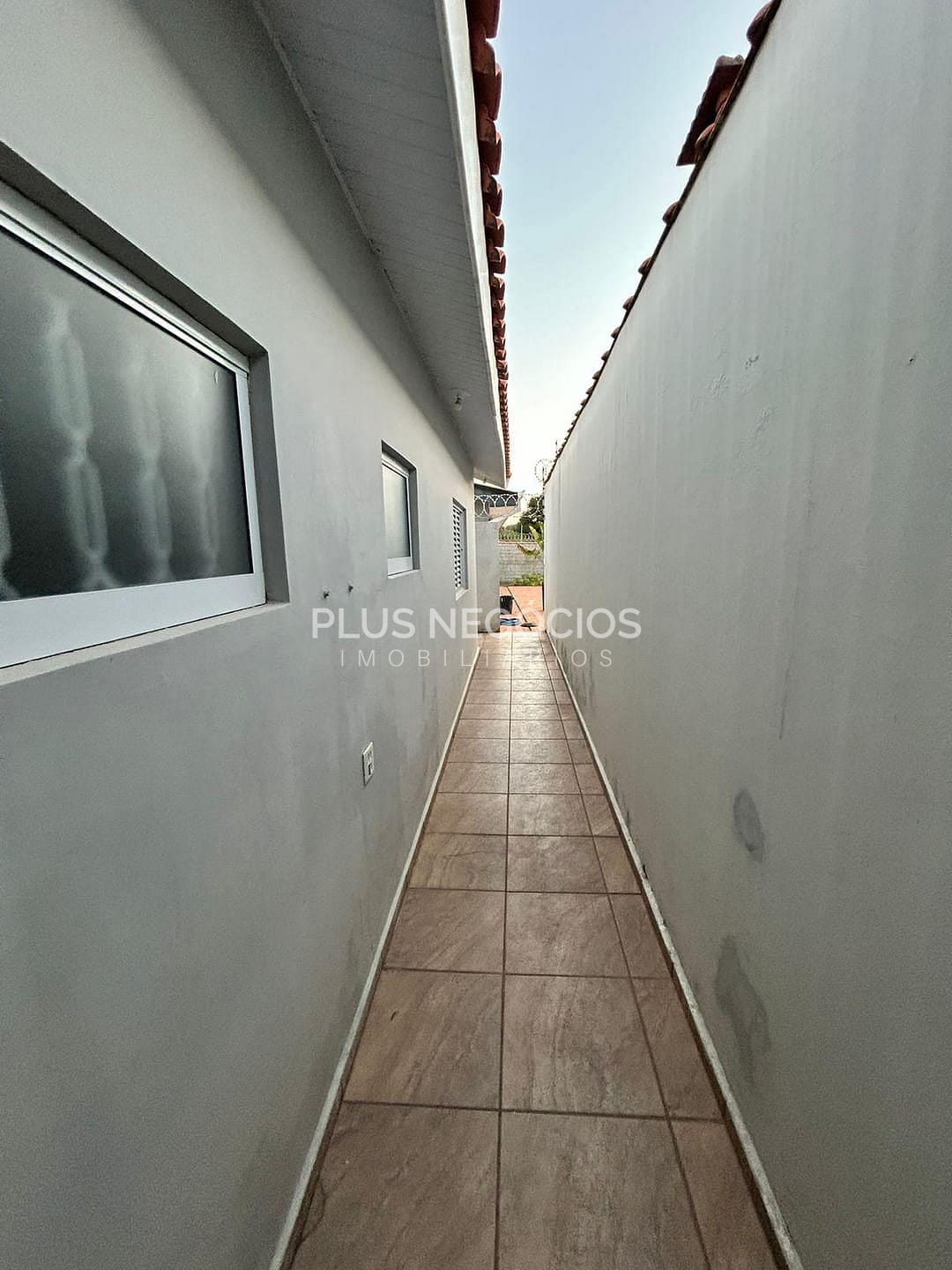 Chácara, 3 quartos, 1250 m² - Foto 4