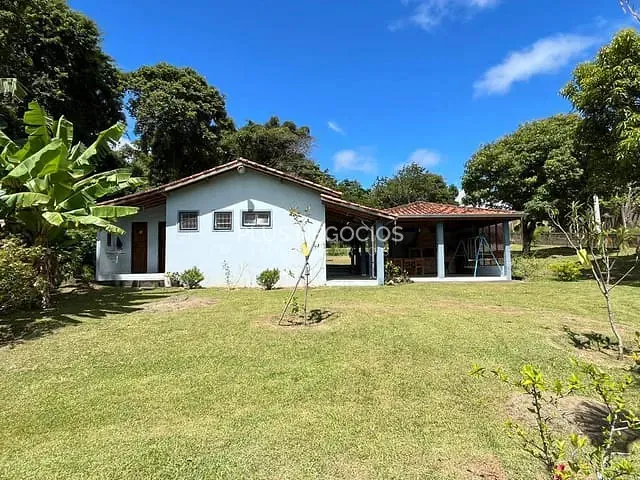 Chácara com 2000m² 2 quartos e 3 banheiros, à venda, no bairro cercado em Araçoiaba da Serra