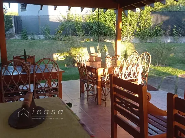 Chácara com 1680m² 4 quartos e 1 banheiro, à venda, no bairro Chácaras Santa Rita em Caçapava