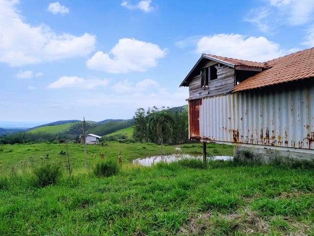 Chácara com 76000m², à venda, no bairro Ribeirão Grande em Pindamonhangaba