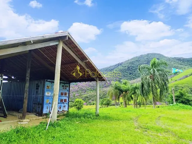 Chácara com 76000m², à venda, no bairro Ribeirão Grande em Pindamonhangaba