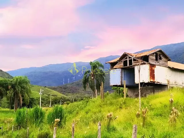 Chácara com 76000m², à venda, no bairro Ribeirão Grande em Pindamonhangaba