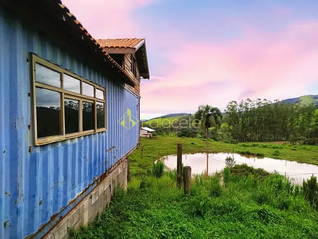 Chácara com 76000m², à venda, no bairro Ribeirão Grande em Pindamonhangaba