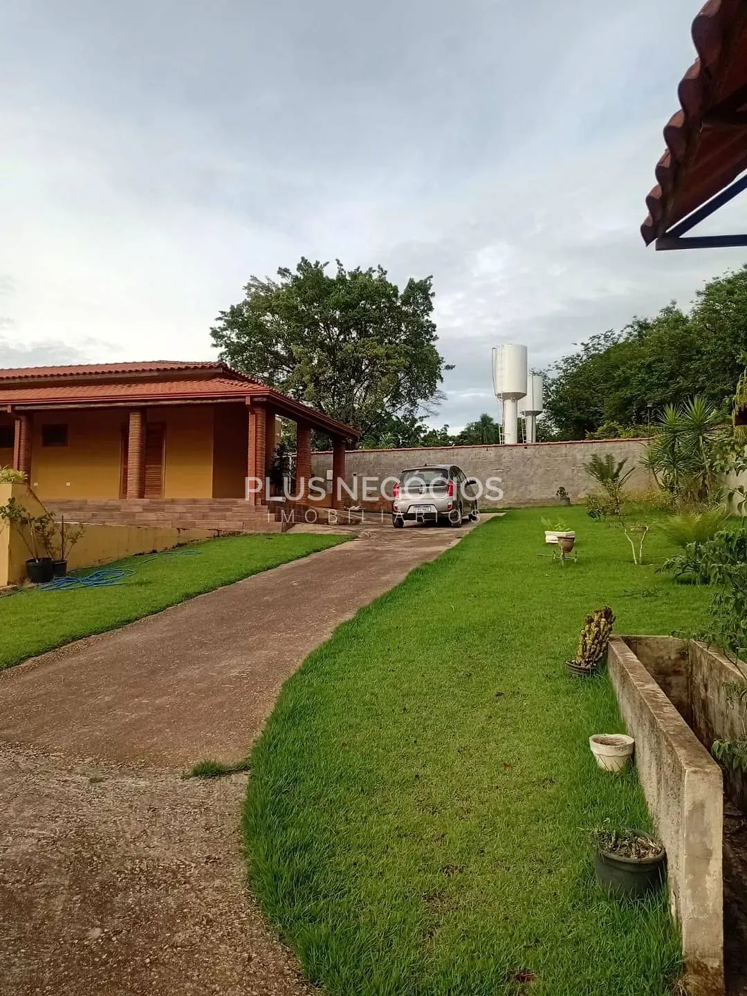 Sítio, 2 quartos, 2000 m² - Foto 1