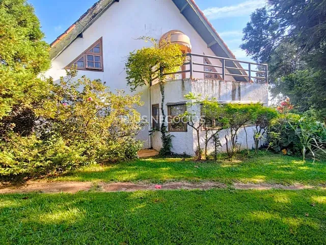 Chácara com 2465m² 9 quartos e 6 banheiros, à venda, no bairro lago azul em Araçoiaba da Serra