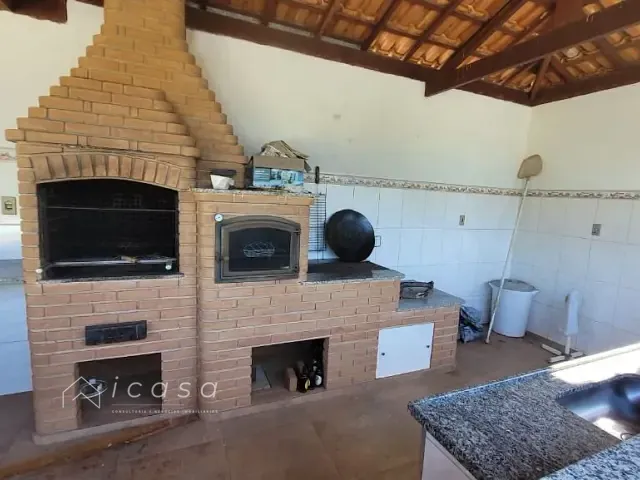 Chácara com 20000m² 2 quartos e 2 banheiros, à venda, no bairro Bom Sucesso em Pindamonhangaba