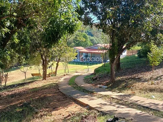 Chácara com 19305m² 3 quartos e 3 banheiros, à venda, no bairro agua branca em Tatuí