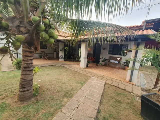 Chácara com 1050m² 3 quartos e 2 banheiros, à venda, no bairro Colinas de Indaiatuba em Indaiatuba