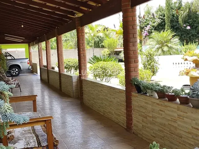 Chácara com 1200m² 2 quartos e 3 banheiros, à venda, no bairro Jardim dos Ipês em Salto de Pirapora