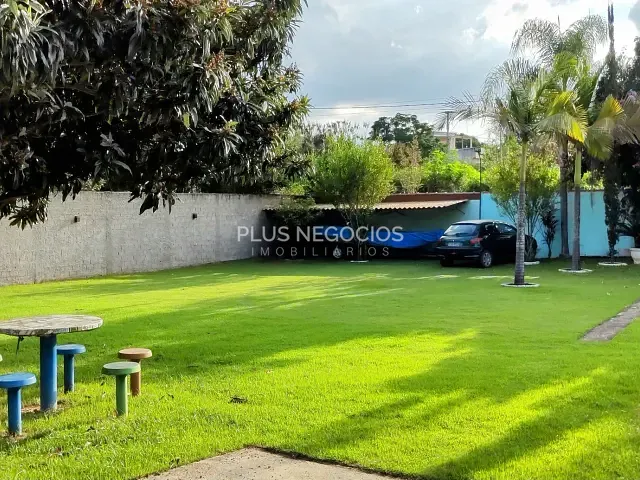 Chácara com 1200m² 2 quartos e 3 banheiros, à venda, no bairro Jardim dos Ipês em Salto de Pirapora