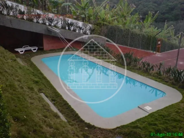 Chácara com 27000m² 4 quartos e 4 banheiros, à venda, no bairro Parque Lagoa Rica em São Paulo