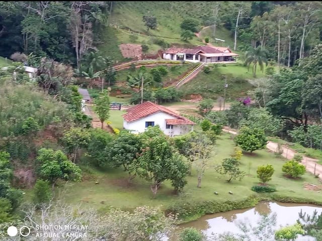 Chácara com 1452000m² 4 quartos e 5 banheiros, à venda, no bairro Zona Rural em Salesópolis