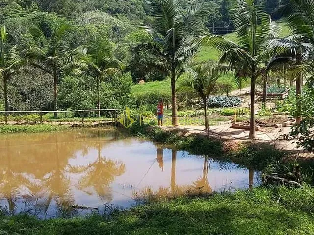 Chácara com 1452000m² 4 quartos e 5 banheiros, à venda, no bairro Zona Rural em Salesópolis