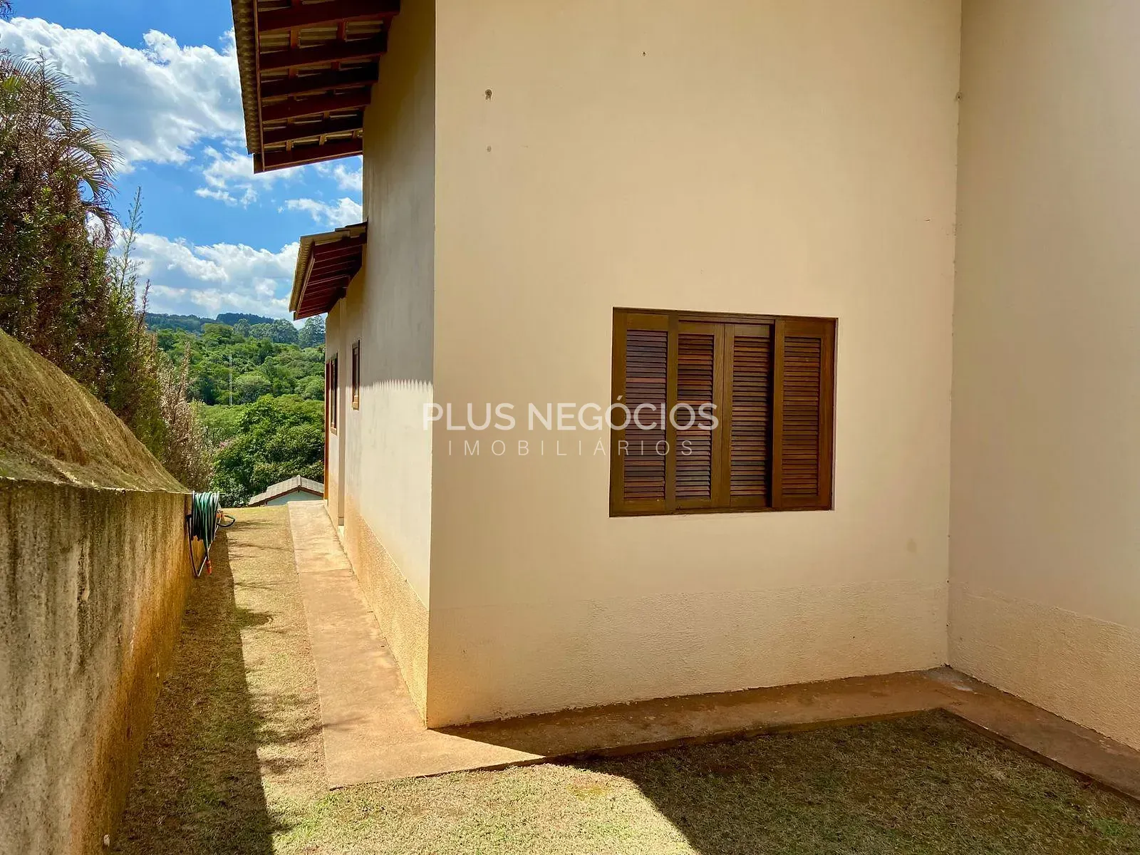 Sítio, 3 quartos, 1000 m² - Foto 10