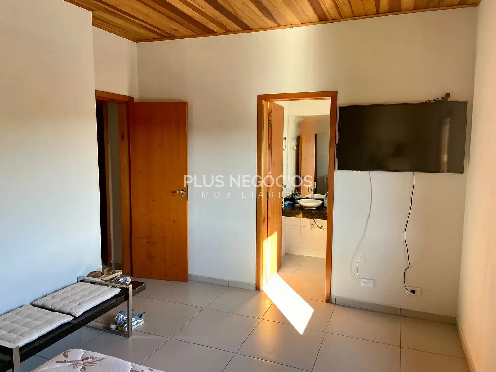 Sítio, 3 quartos, 1000 m² - Foto 23