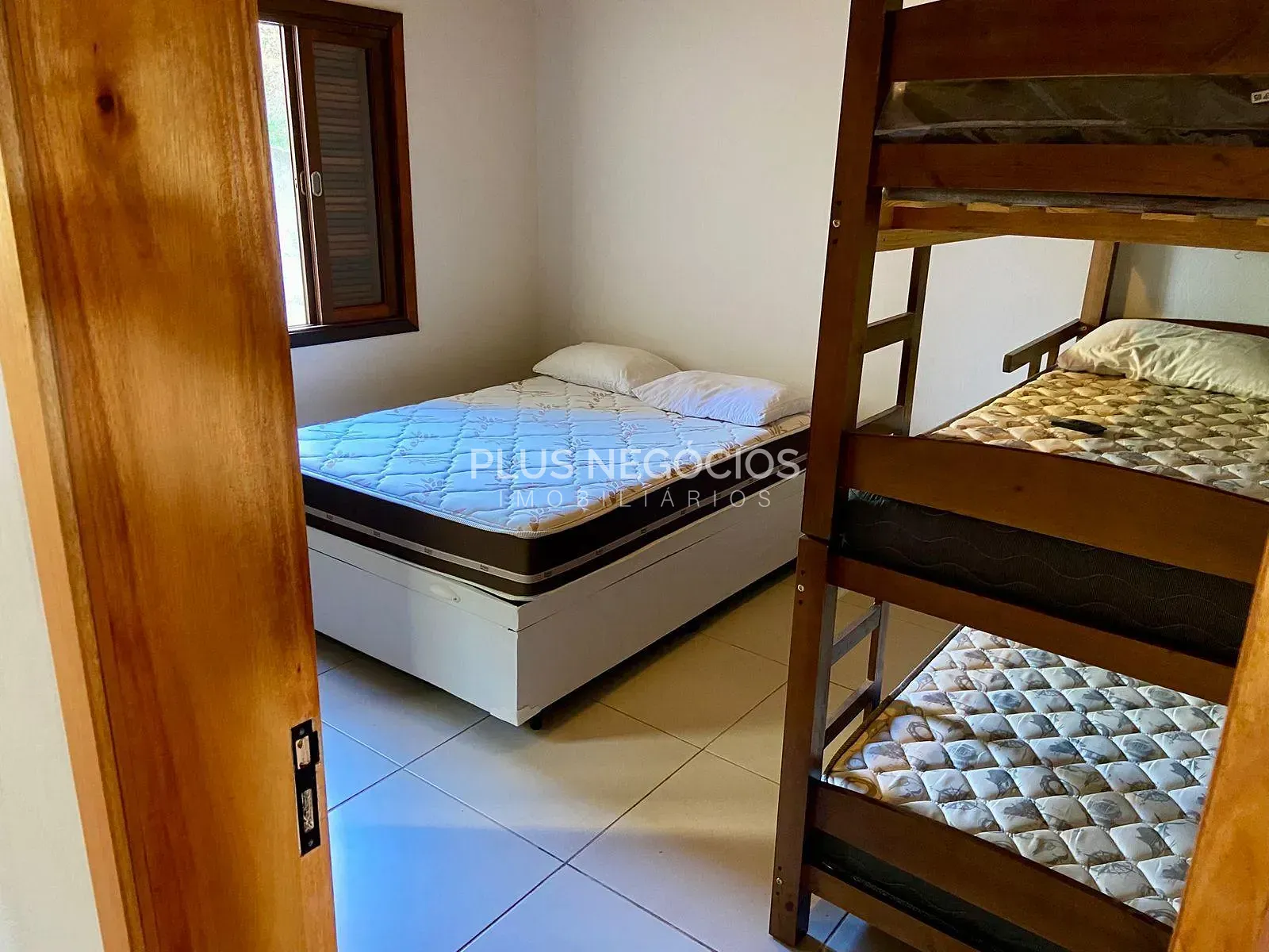 Sítio, 3 quartos, 1000 m² - Foto 34