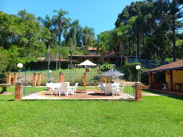 Chácara com 100000m² 13 quartos e 13 banheiros, à venda, no bairro Fazendinha em Piedade