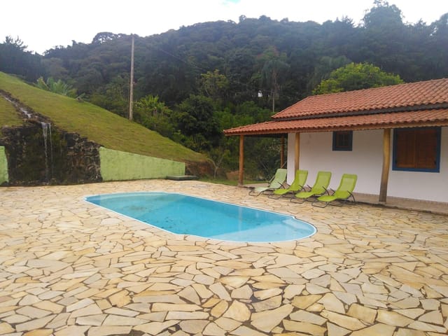 Chácara com 10700m² 2 quartos e 1 banheiro, à venda, no bairro São Brás em Extrema