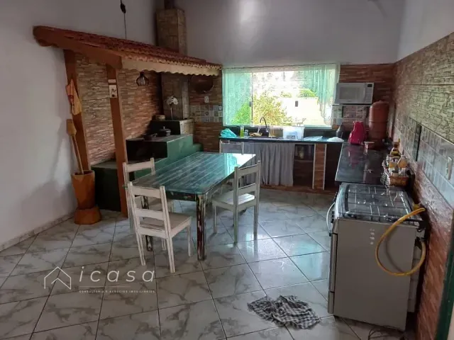 Chácara com 1200m² 3 quartos e 2 banheiros, à venda, no bairro São João da Boa Vista em Caçapava