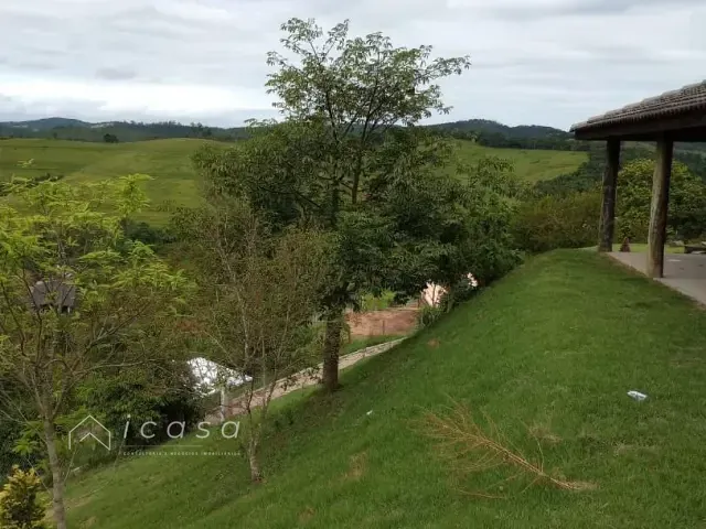 Chácara com 1750m² 2 quartos e 2 banheiros, à venda, no bairro Luiz Carlos em Guararema
