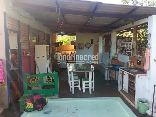 Chácara com 1230m² 2 quartos e 1 banheiro, à venda, no bairro Área Rural de Londrina em Londrina