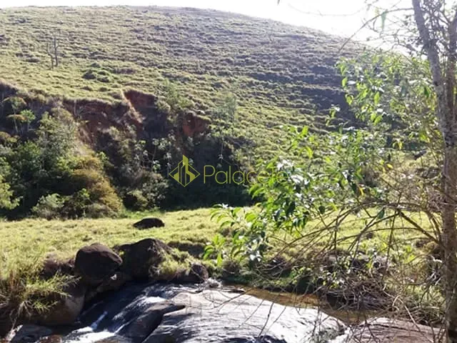 Chácara à venda, no bairro Centro em Cruzeiro
