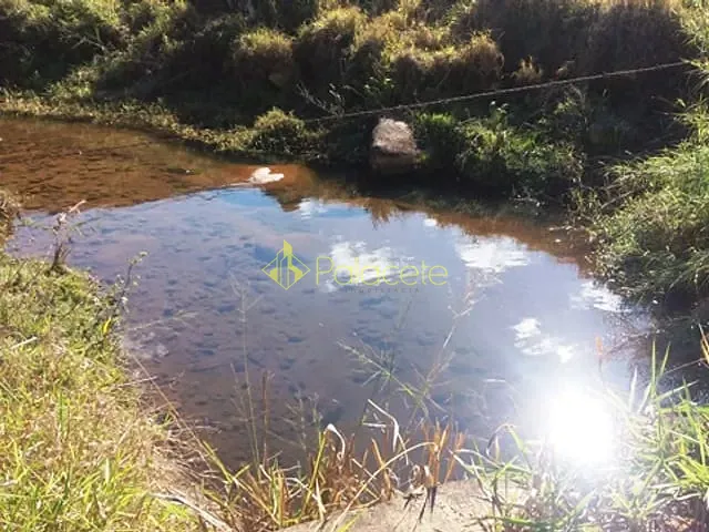 Chácara à venda, no bairro Centro em Cruzeiro