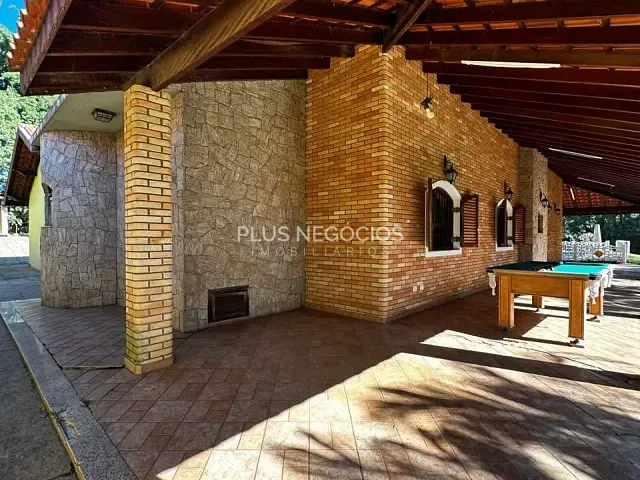 Chácara com 4000m² 3 quartos e 3 banheiros, à venda ou para alugar, no bairro jd alvorada em Araçoiaba da Serra
