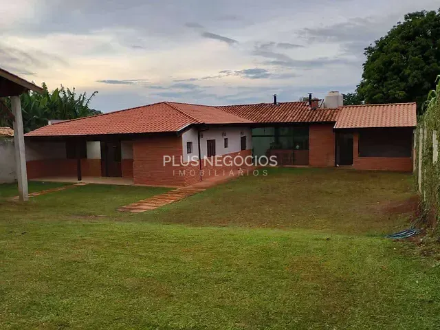 Chácara com 1400m² 3 quartos e 4 banheiros, à venda, no bairro Recanto Ipanema  do Meio em Araçoiaba da Serra