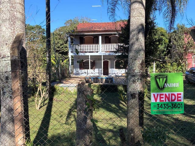 Chácara com 2200m² 4 quartos e 2 banheiros, à venda, no bairro Jardim em Extrema