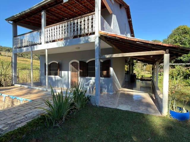 Chácara com 2200m² 4 quartos e 2 banheiros, à venda, no bairro Jardim em Extrema
