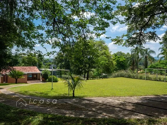 Chácara com 2000m² 4 quartos e 7 banheiros, à venda, no bairro Chácara Santa Rita em Caçapava
