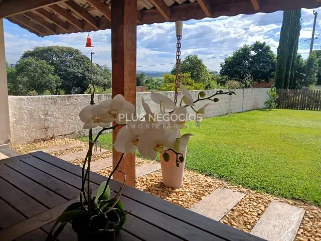 Chácara com 1000m² 3 quartos e 4 banheiros, à venda, no bairro Arco Íris em Salto de Pirapora