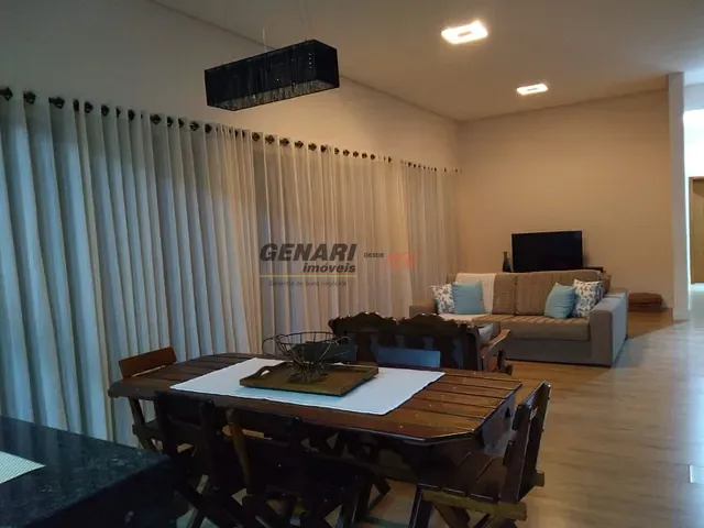Chácara com 2500m² 3 quartos e 4 banheiros, à venda, no bairro Terras de Itaici em Indaiatuba
