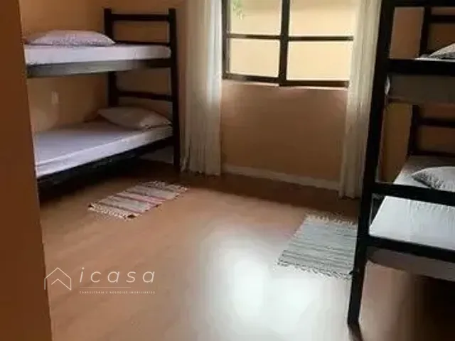Chácara com 1050m² 3 quartos e 3 banheiros, à venda, no bairro Estância Guararema em Guararema