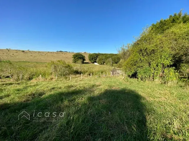 Chácara com 4m² 2 quartos e 1 banheiro, à venda, no bairro Parque Residencial Maria Elmira em Caçapava