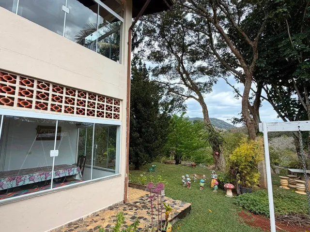 Chácara com 800m² 3 quartos e 3 banheiros, à venda, no bairro Salto em Extrema