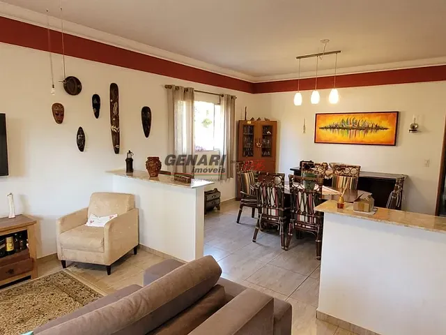 Chácara com 1800m² 3 quartos e 3 banheiros, à venda, no bairro Recanto Campestre Aldrovandia em Indaiatuba