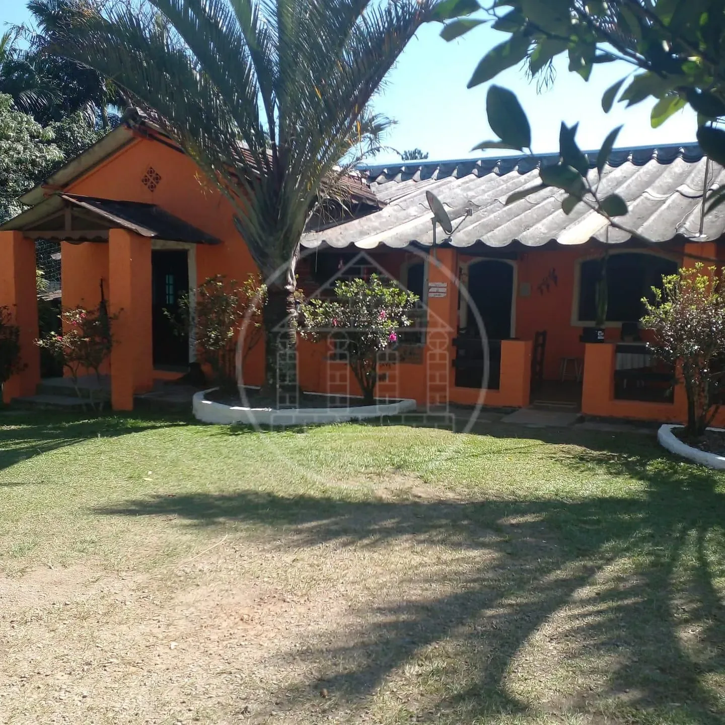 Sítio, 3 quartos, 1700 m² - Foto 1