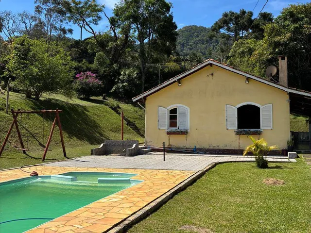 Chácara com 9800m² 3 quartos e 2 banheiros, à venda, no bairro Salto do Meio em Extrema