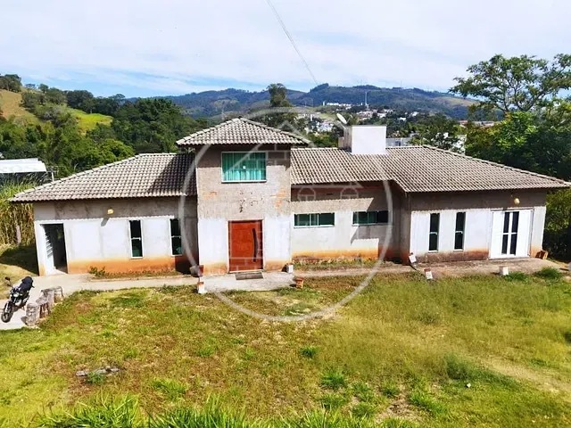 Chácara com 1200m² 4 quartos e 2 banheiros, à venda, no bairro Parque Índio de Ouro em Lindóia