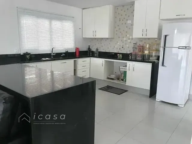 Chácara com 3000m² 3 quartos e 3 banheiros, à venda, no bairro Campo Novo em Bragança Paulista