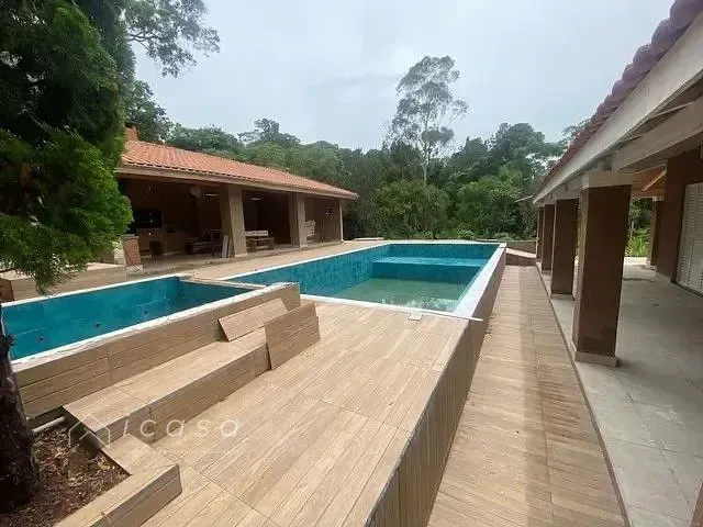 Chácara com 3000m² 3 quartos e 3 banheiros, à venda, no bairro Campo Novo em Bragança Paulista