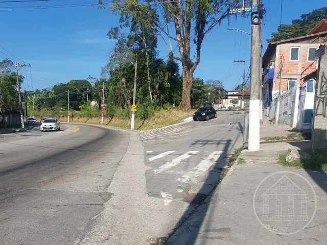 Chácara com 1000m², para alugar, no bairro Parelheiros em São Paulo