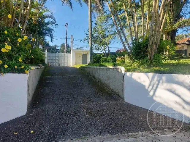 Chácara com 1000m², para alugar, no bairro Parelheiros em São Paulo