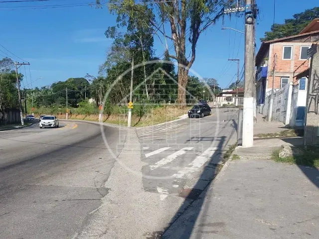 Chácara com 1000m², para alugar, no bairro Parelheiros em São Paulo