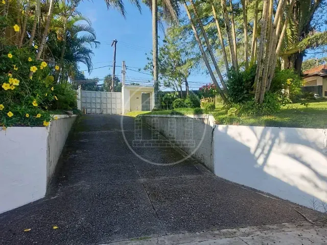Chácara com 1000m², para alugar, no bairro Parelheiros em São Paulo