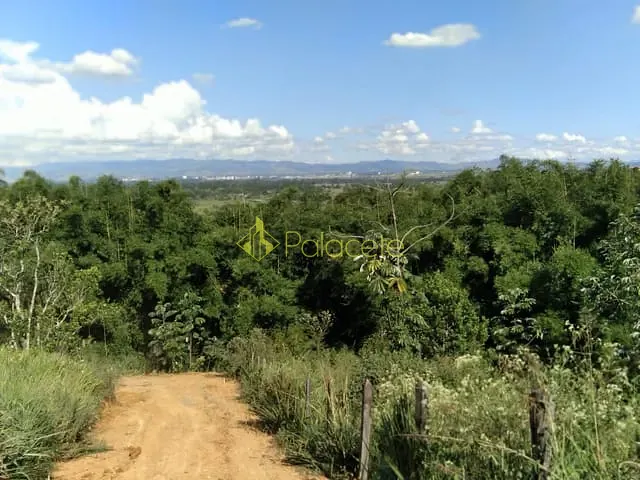 Chácara com 24200m², à venda, no bairro Mandú em Pindamonhangaba