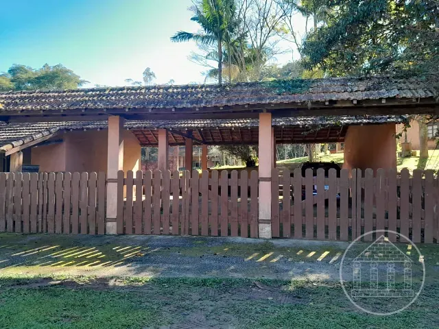 Chácara com 5000m² 3 quartos e 3 banheiros, à venda, no bairro Sítio Represa em São Paulo