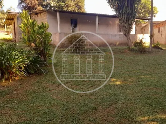 Chácara com 860m² 4 quartos e 2 banheiros, à venda, no bairro Jardim Santa Tereza em São Paulo